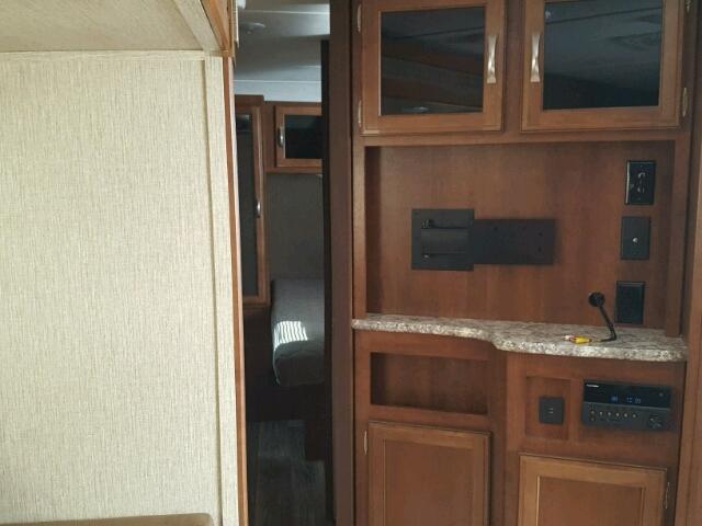 4YDT33520JT411234 - 2018 KEYSTONE PASSPORT WHITE photo 7