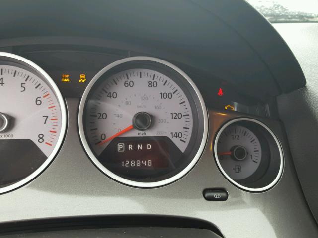 2V8HW44189R549514 - 2009 VOLKSWAGEN ROUTAN S WHITE photo 8