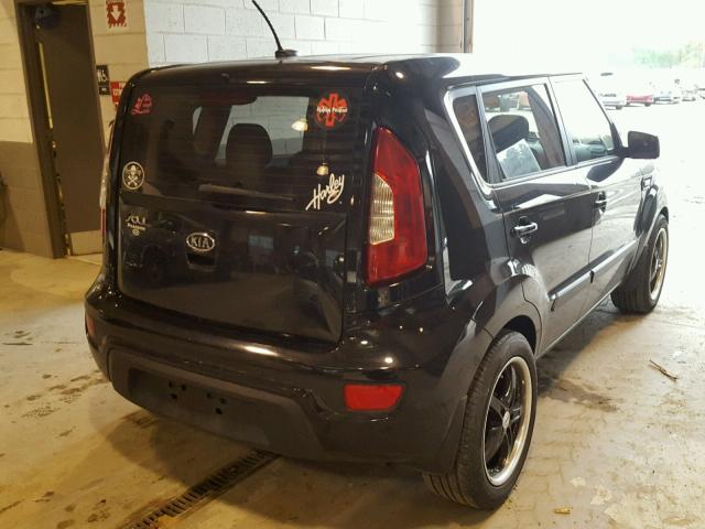 KNDJT2A54C7447685 - 2012 KIA SOUL BLACK photo 4