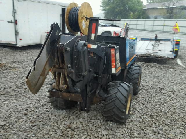 4T0448 - 2000 DITCH WITCH TRENCHER BLUE photo 4