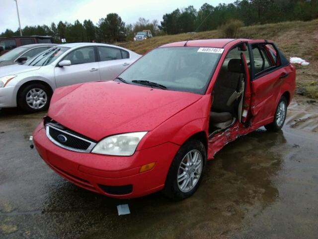 1FAFP34N15W213207 - 2005 FORD FOCUS ZX4 RED photo 2