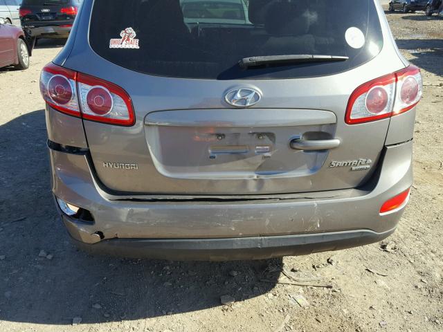 5XYZGDAG3BG011786 - 2011 HYUNDAI SANTA FE G SILVER photo 9