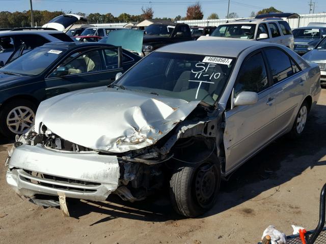 4T1BE32K04U346781 - 2004 TOYOTA CAMRY LE SILVER photo 2