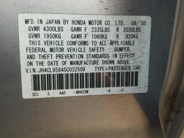JH4CL95845C032509 - 2005 ACURA TSX SILVER photo 10