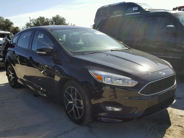 1FADP3K2XGL381707 - 2016 FORD FOCUS SE BLACK photo 1