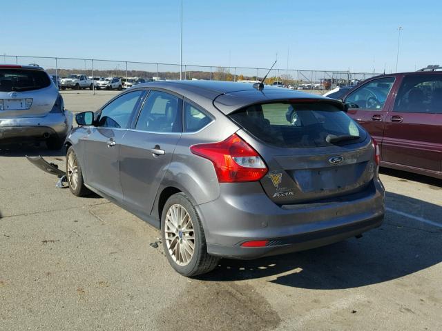 1FAHP3M27CL239405 - 2012 FORD FOCUS SEL SILVER photo 3