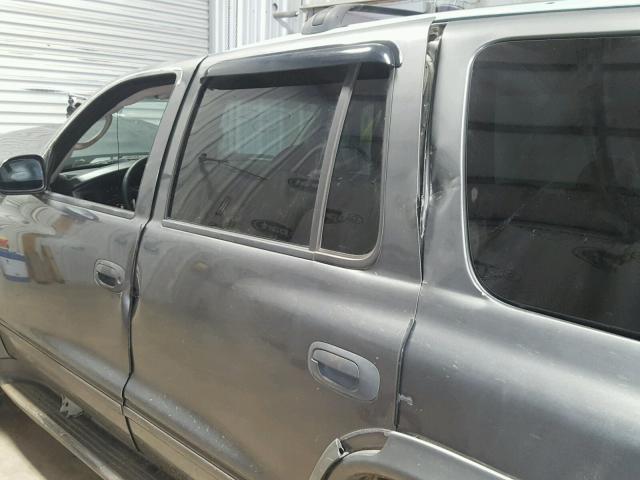 1D4HR58N13F599629 - 2003 DODGE DURANGO SL GRAY photo 9