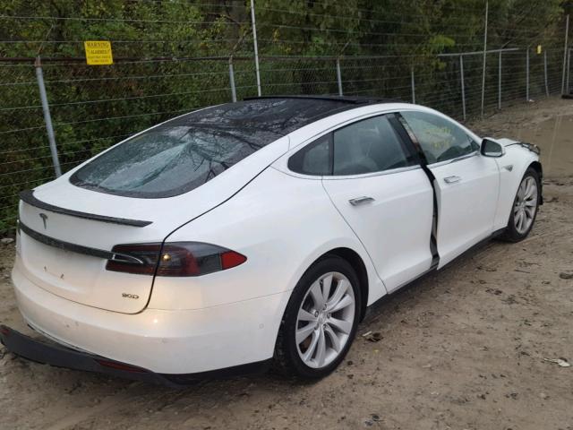 5YJSA1E27GF132268 - 2016 TESLA MODEL S WHITE photo 4