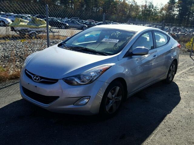 5NPDH4AE3DH346953 - 2013 HYUNDAI ELANTRA GL SILVER photo 2