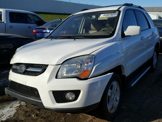 KNDJF723097558647 - 2009 KIA SPORTAGE L WHITE photo 2