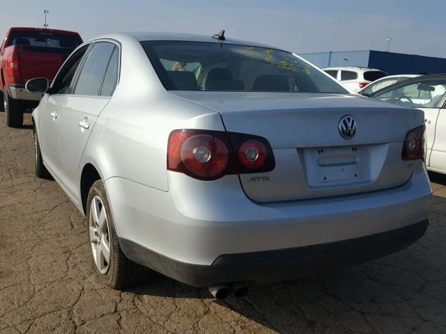 3VWRZ71K79M085464 - 2009 VOLKSWAGEN JETTA SE SILVER photo 3