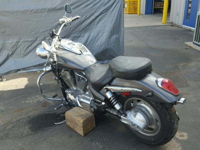 1HFSC550X6A201385 - 2006 HONDA VTX1300 C SILVER photo 3