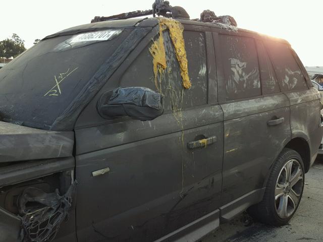 SALSH2E41CA734033 - 2012 LAND ROVER RANGE ROVE BLACK photo 9