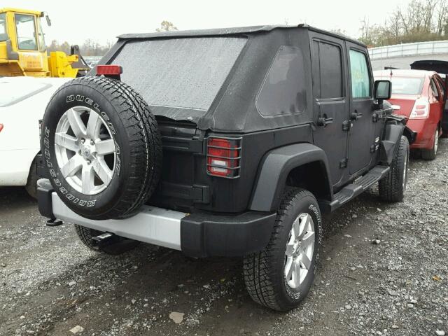 1J4BA5H18BL558884 - 2011 JEEP WRANGLER U BLACK photo 4