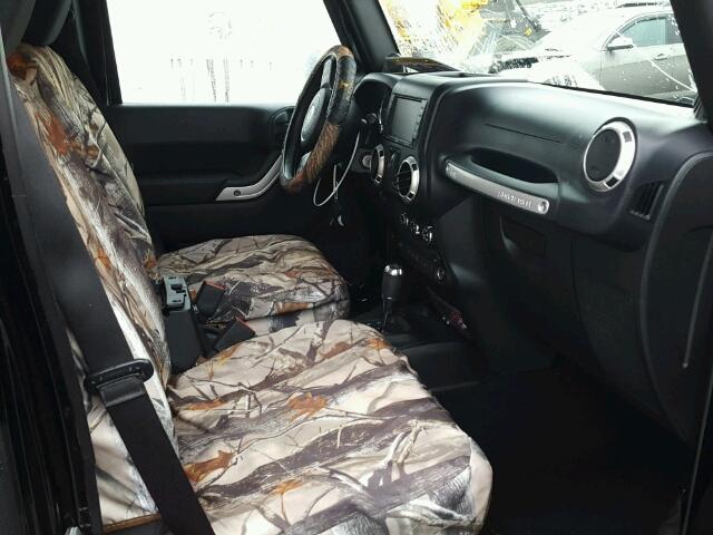 1J4BA5H18BL558884 - 2011 JEEP WRANGLER U BLACK photo 5