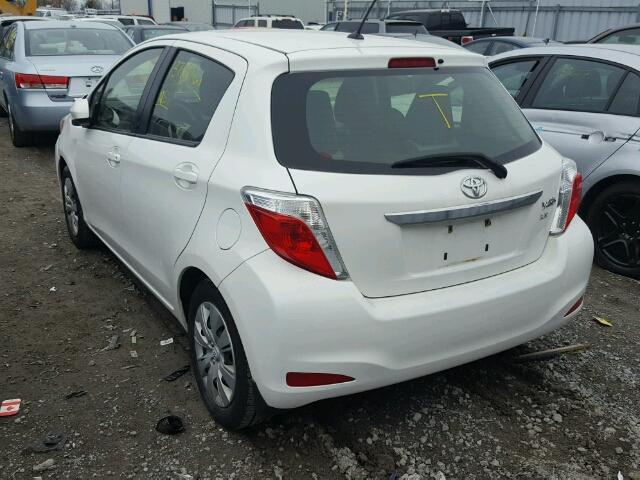 JTDKTUD38CD528071 - 2012 TOYOTA YARIS WHITE photo 3