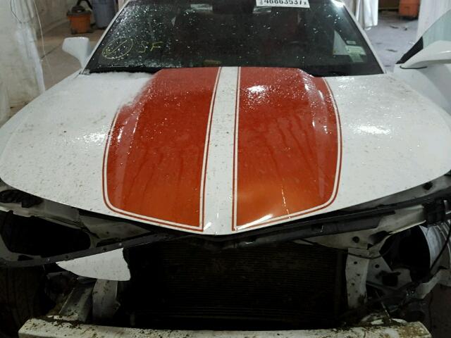 2G1FT1EW8A9217042 - 2010 CHEVROLET CAMARO SS Blanco foto 7