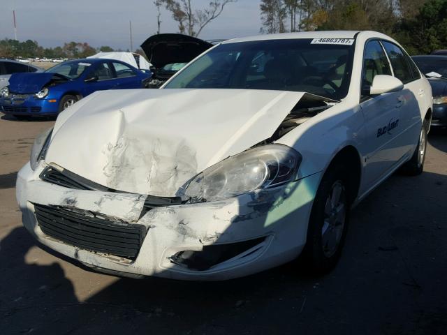 2G1WT58N589112219 - 2008 CHEVROLET IMPALA LT WHITE photo 2