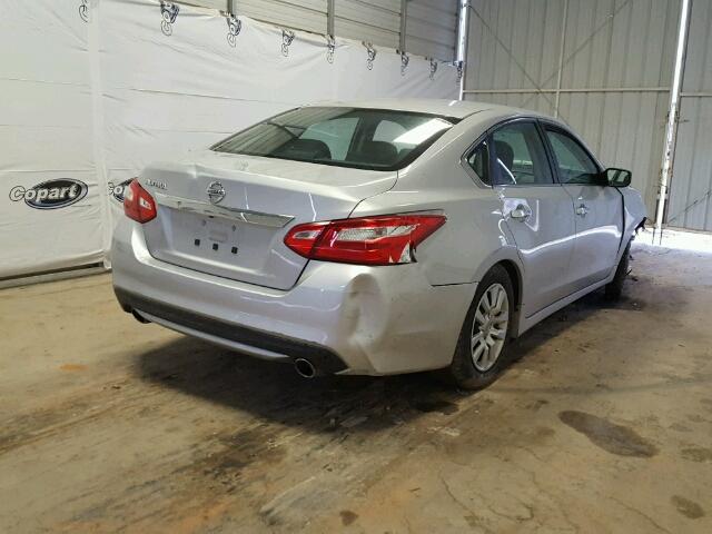 1N4AL3AP1GC247731 - 2016 NISSAN ALTIMA 2.5 SILVER photo 4