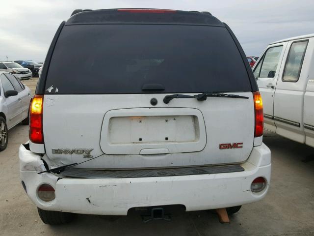 1GKET16S646144686 - 2004 GMC ENVOY XL WHITE photo 9