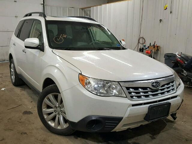 JF2SHACC0CH447044 - 2012 SUBARU FORESTER 2 WHITE photo 1