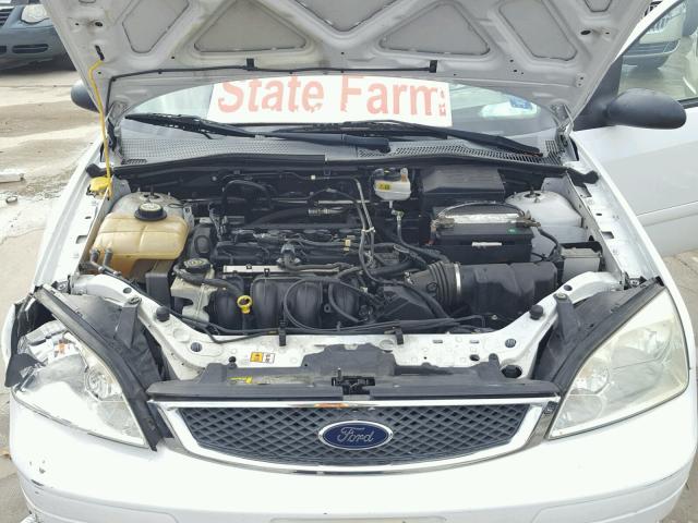 1FAFP34N77W321740 - 2007 FORD FOCUS ZX4 WHITE photo 7