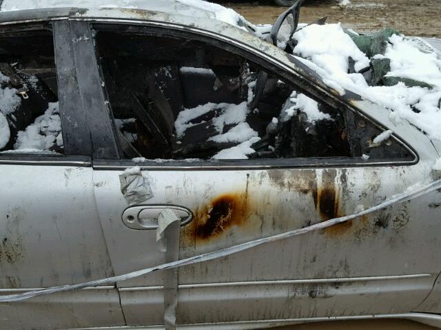 1G2NE52F63C181988 - 2003 PONTIAC GRAND AM S 银色 照片 5