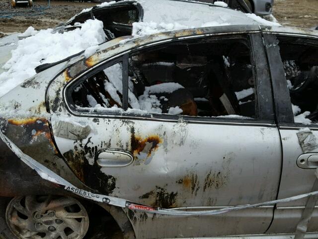 1G2NE52F63C181988 - 2003 PONTIAC GRAND AM S 银色 照片 6