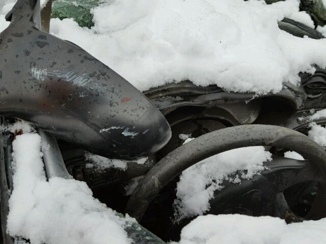 1G2NE52F63C181988 - 2003 PONTIAC GRAND AM S 银色 照片 8