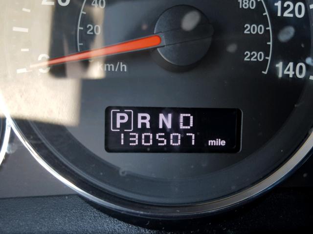 1J8HH48K09C552479 - 2009 JEEP COMMANDER SILVER photo 8