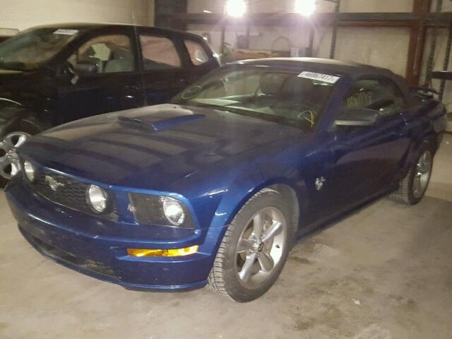 1ZVHT85H695117831 - 2009 FORD MUSTANG GT BLUE photo 2