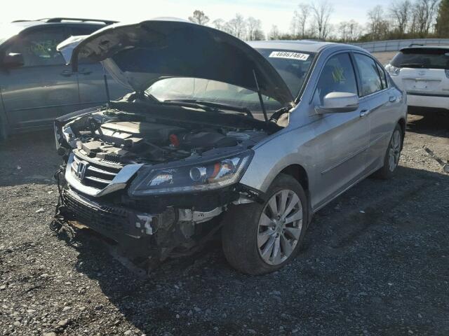 1HGCR3F85FA028978 - 2015 HONDA ACCORD EXL SILVER photo 2