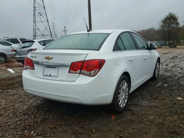 1G1PJ5SCXC7306806 - 2012 CHEVROLET CRUZE ECO WHITE photo 4