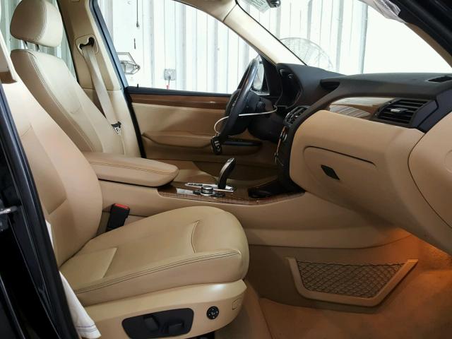 5UXWX5C5XBL700571 - 2011 BMW X3 XDRIVE2 Czarny zdjęcie 5