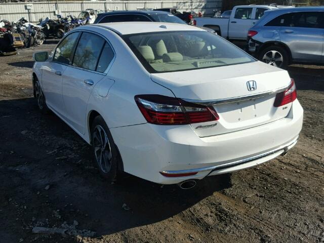 1HGCR3F87HA014258 - 2017 HONDA ACCORD WHITE photo 3