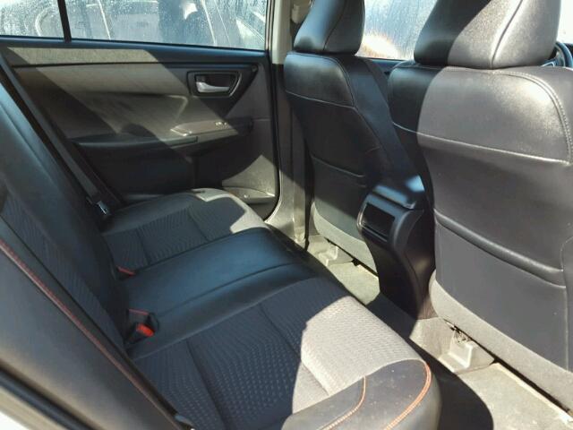 4T1BF1FK5FU019761 - 2015 TOYOTA CAMRY SILVER photo 6