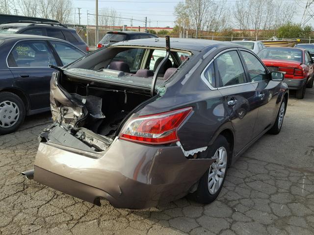 1N4AL3AP3DN502220 - 2013 NISSAN ALTIMA 2.5 BROWN photo 4