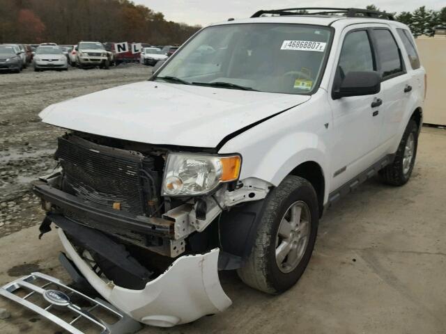 1FMCU93188KB13975 - 2008 FORD ESCAPE XLT WHITE photo 2