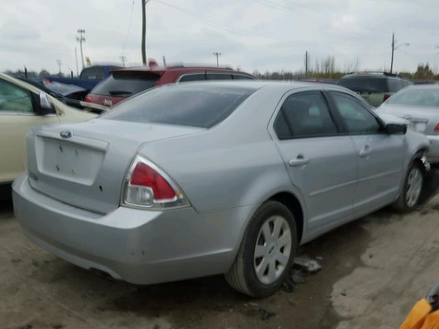 3FAFP06Z66R185391 - 2006 FORD FUSION S SILVER photo 4