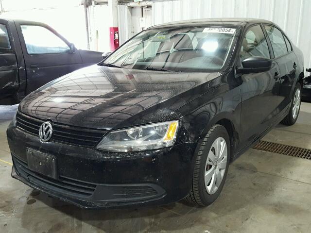 3VW2K7AJ8CM387155 - 2012 VOLKSWAGEN JETTA BASE BLACK photo 2