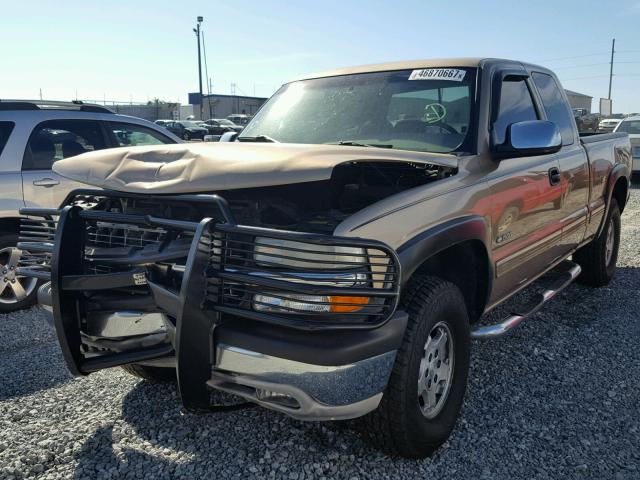 1GCEK19TX1E105121 - 2001 CHEVROLET SILVERADO GOLD photo 2