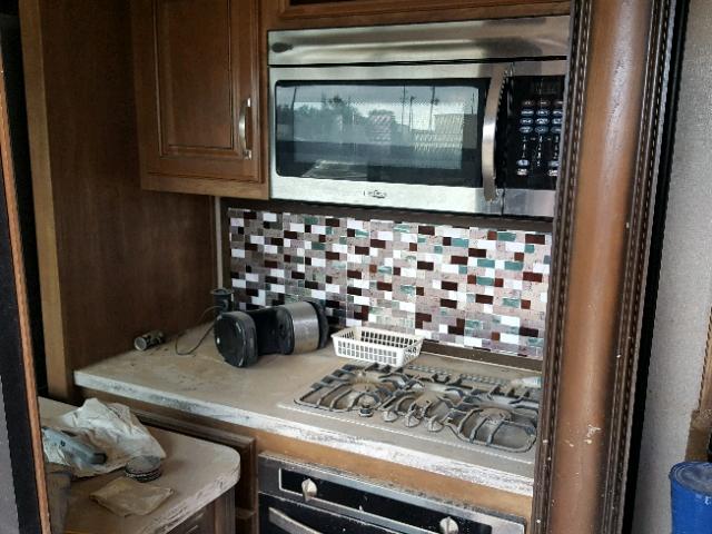 4YDF37324H4703030 - 2017 MONT 5TH WHEEL WHITE photo 7