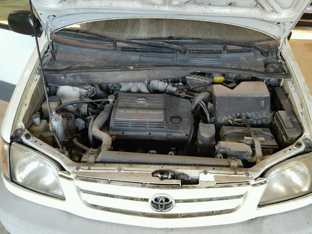 4T3ZF13C21U320547 - 2001 TOYOTA SIENNA LE WHITE photo 7