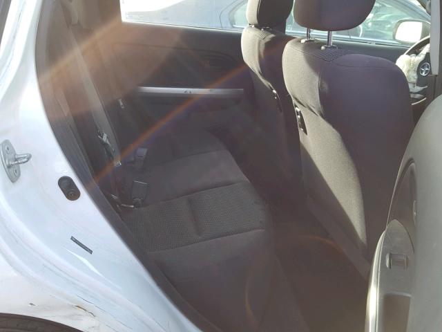 JTKKT624350085662 - 2005 TOYOTA SCION XA WHITE photo 6