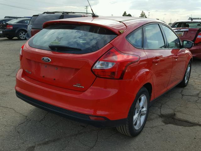 1FADP3K27EL371424 - 2014 FORD FOCUS SE RED photo 4