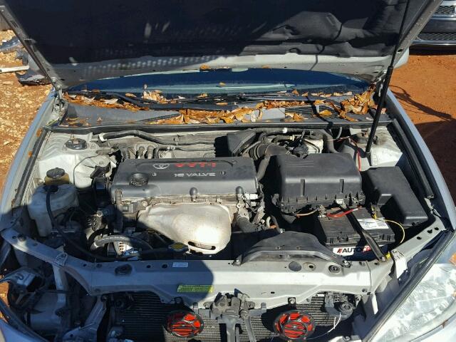 4T1BE32K04U883036 - 2004 TOYOTA CAMRY LE ვერცხლისფერი ფოტო 7