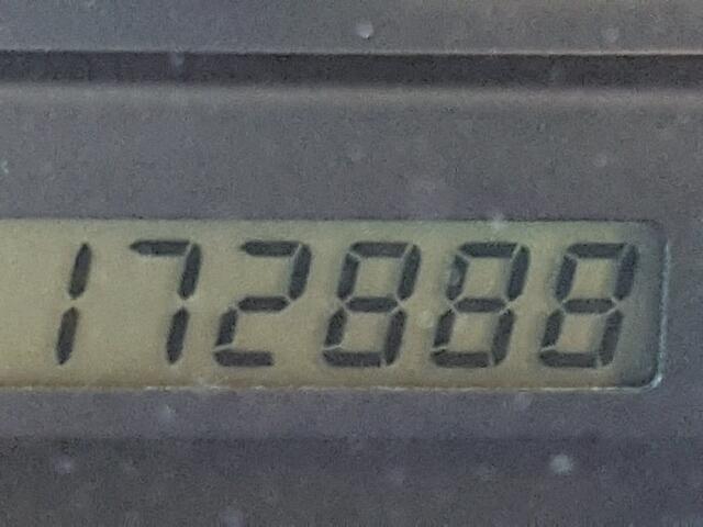 4T1BE32K04U883036 - 2004 TOYOTA CAMRY LE ვერცხლისფერი ფოტო 8