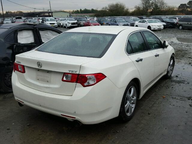 JH4CU26609C032630 - 2009 ACURA TSX WHITE photo 4