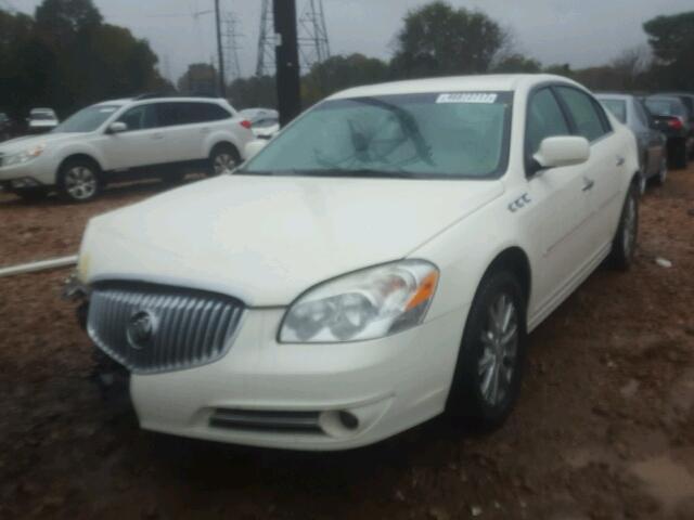 1G4HC5EM2BU143848 - 2011 BUICK LUCERNE CX WHITE photo 2