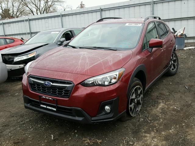 JF2GTABC1JH203454 - 2018 SUBARU CROSSTREK RED photo 2